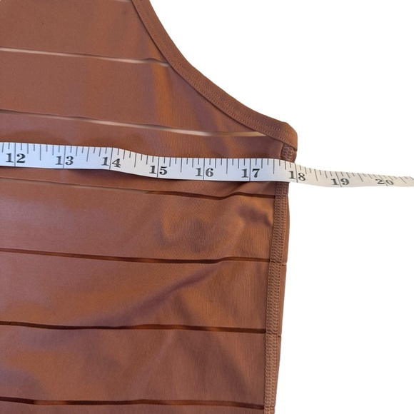 ATHLETA Stripe Mesh Tan Chi Tank Top Size Medium Workout Fitness Gym Athletic - Picture 8 of 9